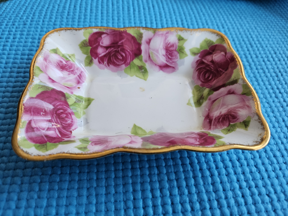 Old english rose of Royal Albert teapot image indicator(5)