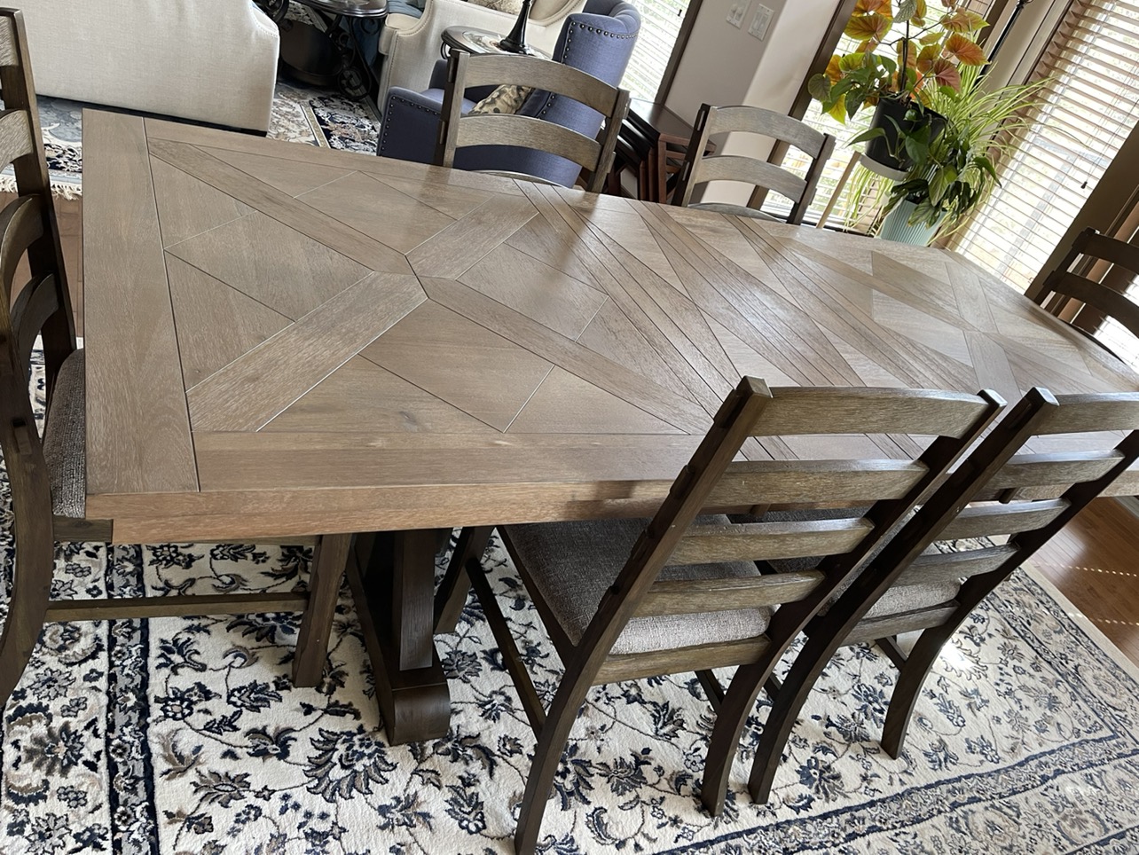 dining table and 6 chairs - photo 2