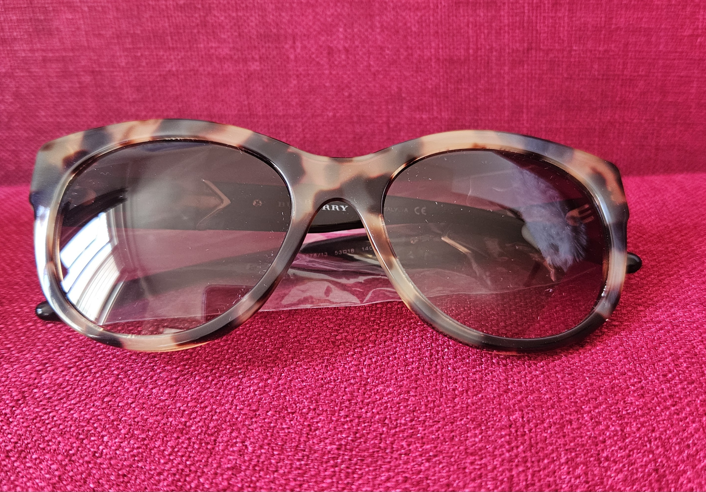 Burberry Sunglasses - photo 3