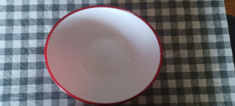Red plastic Bowl - photo 2