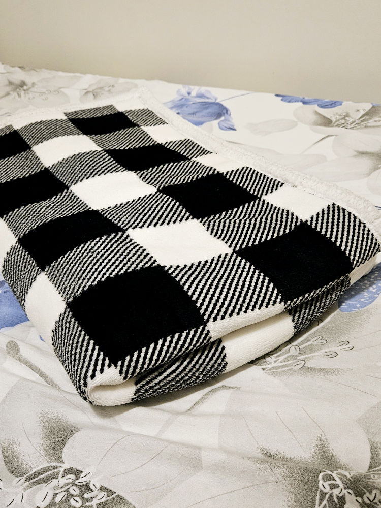 Incredibly Soft Plaid Throw Blanket 🥕 thumbnail