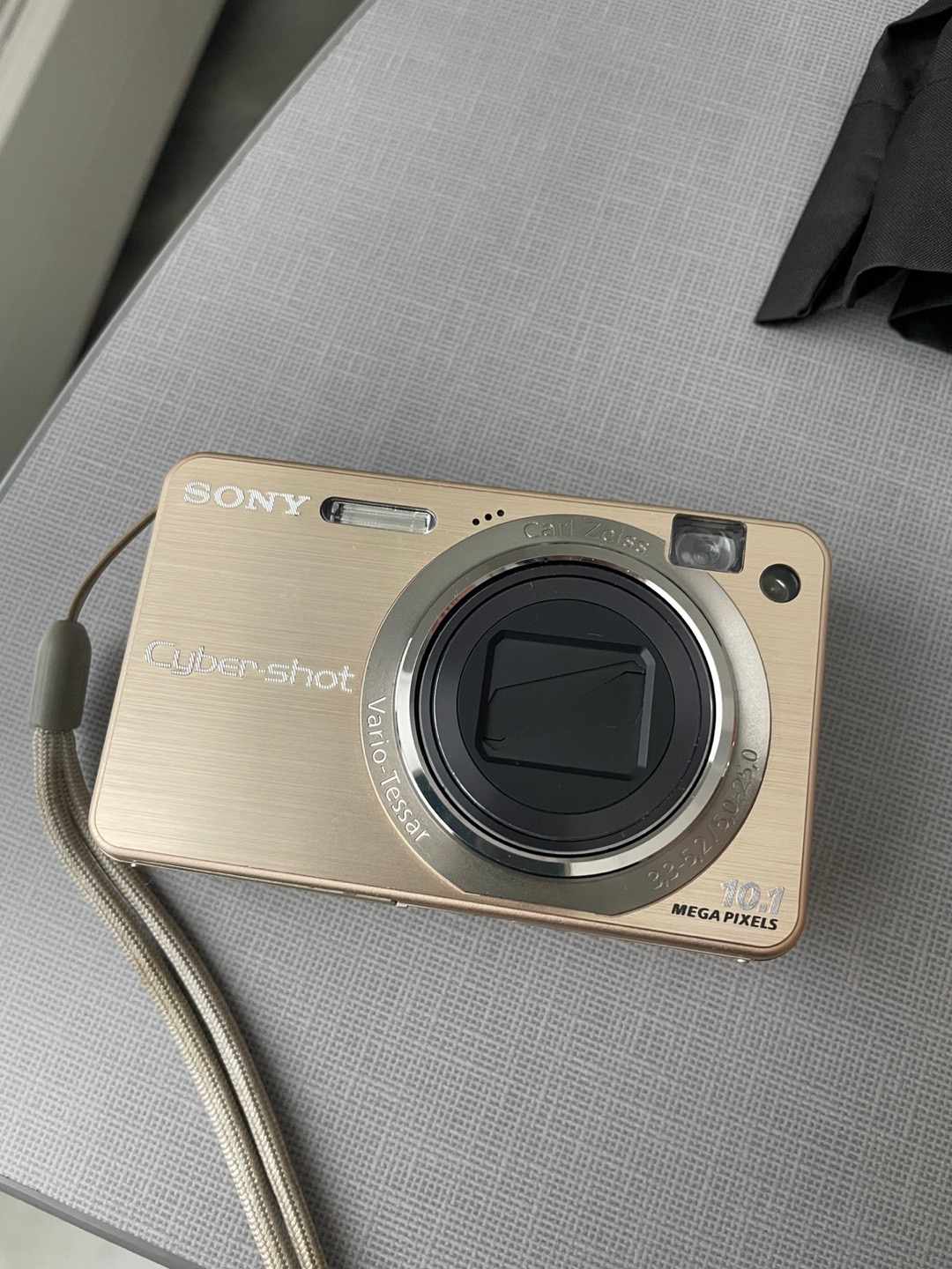 Sony cyber shot Zeiss 10.1mp