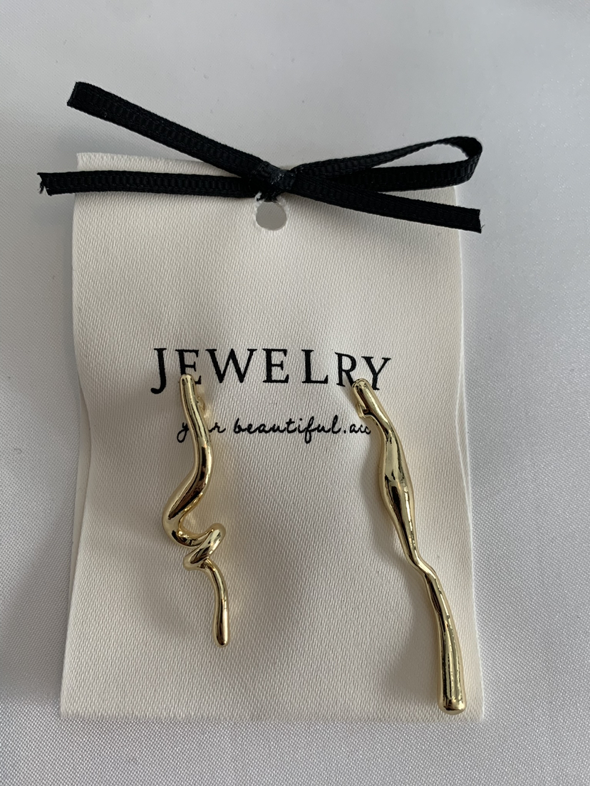 🎗️Abstract Earrings 💫 image indicator(2)