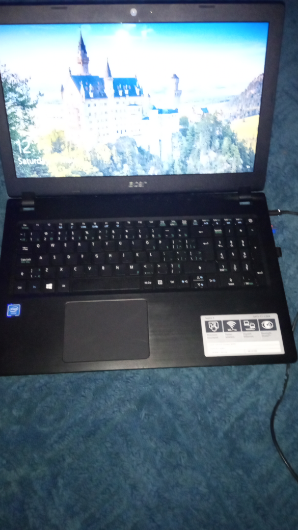 Acer Aspire 3 laptop image indicator(3)