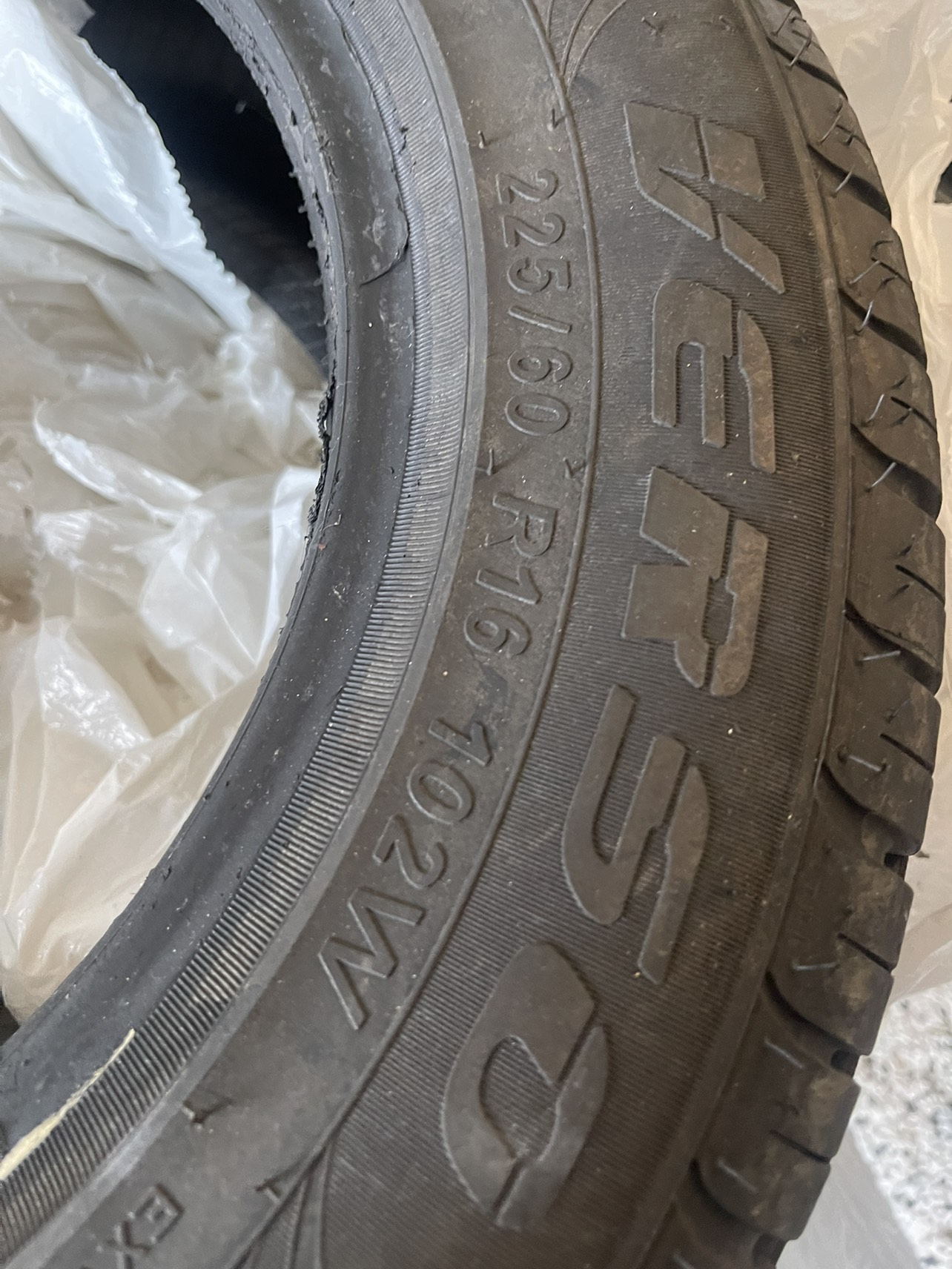 225/60 R16 102 Summer Tires - photo 4