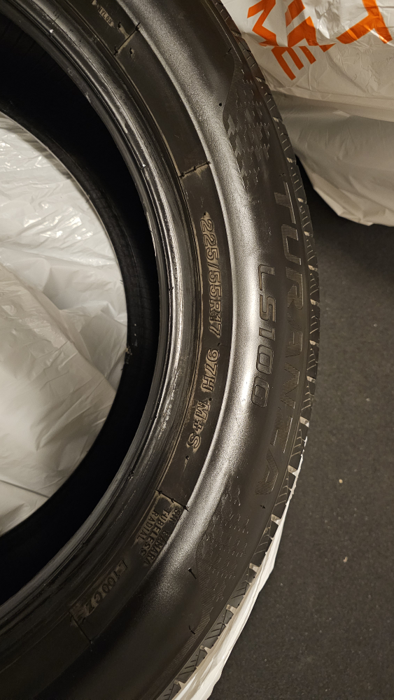 Bridgestone Turanza tires (pair) - photo 2