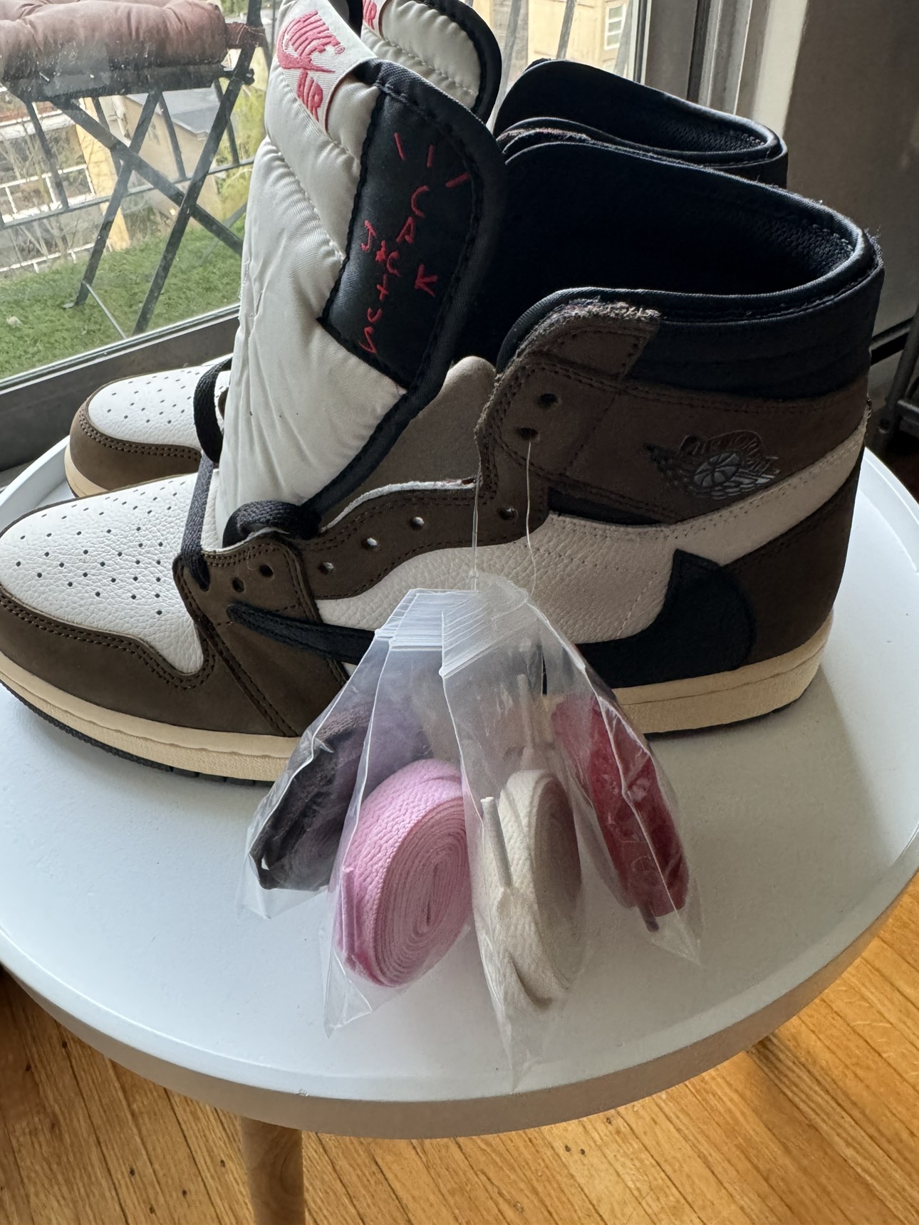 Air Jordan 1 High Og Travis Scott - Men’s 11 - photo 5