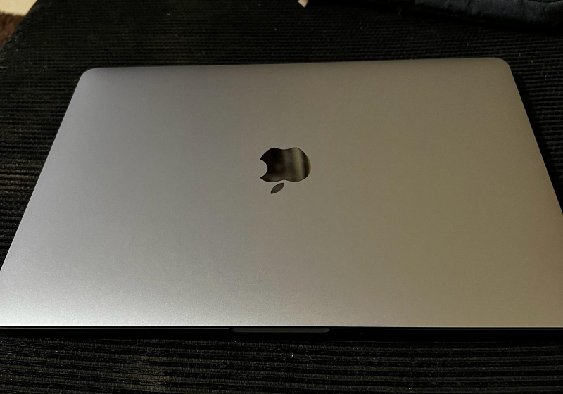 2020 MacBook Pro 13 inches - photo 3
