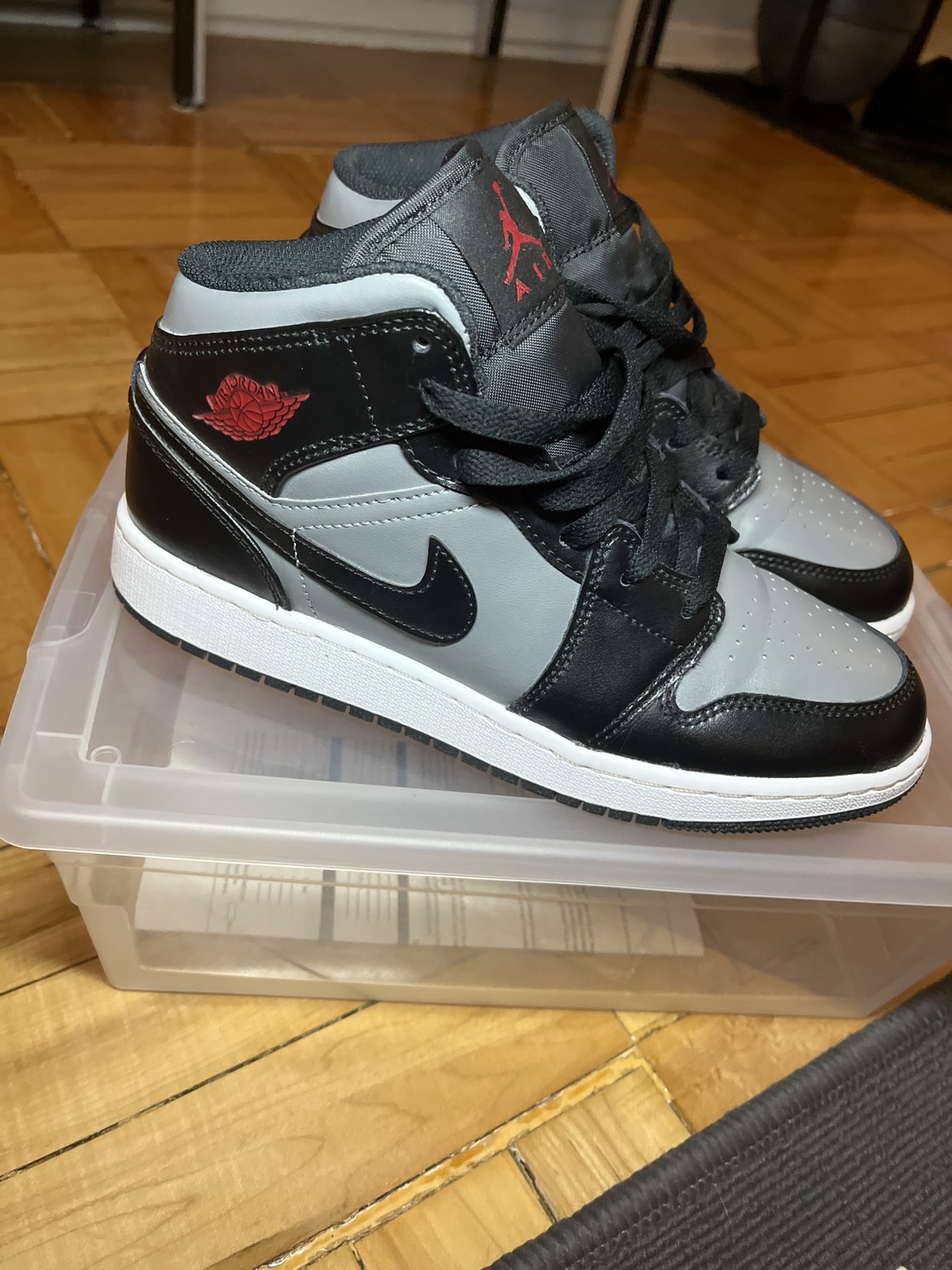 Kids Jordan 1’s sz 5.5GS/7W thumbnail