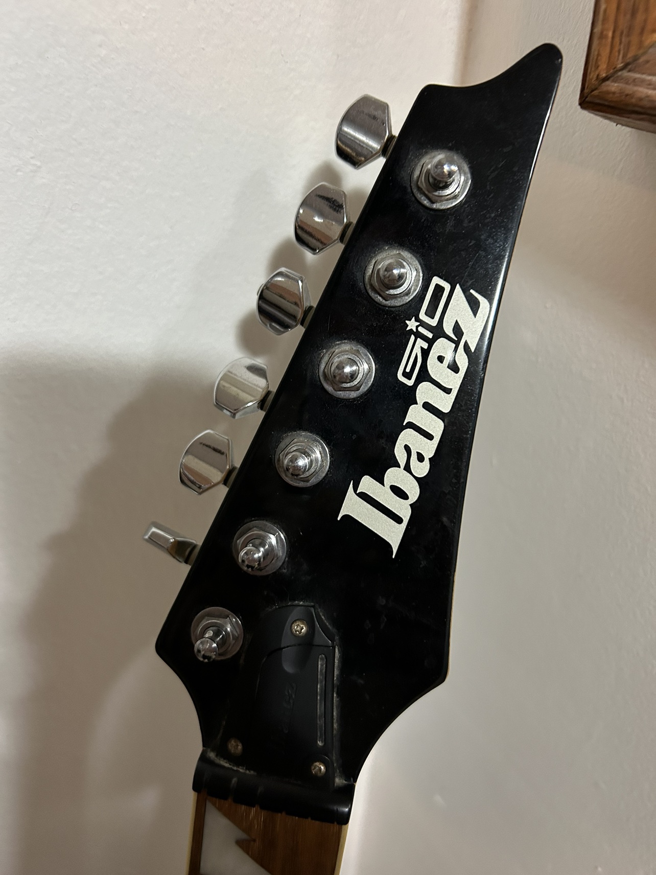 Ibanez Gio Electric Guitar with Stand - photo 2