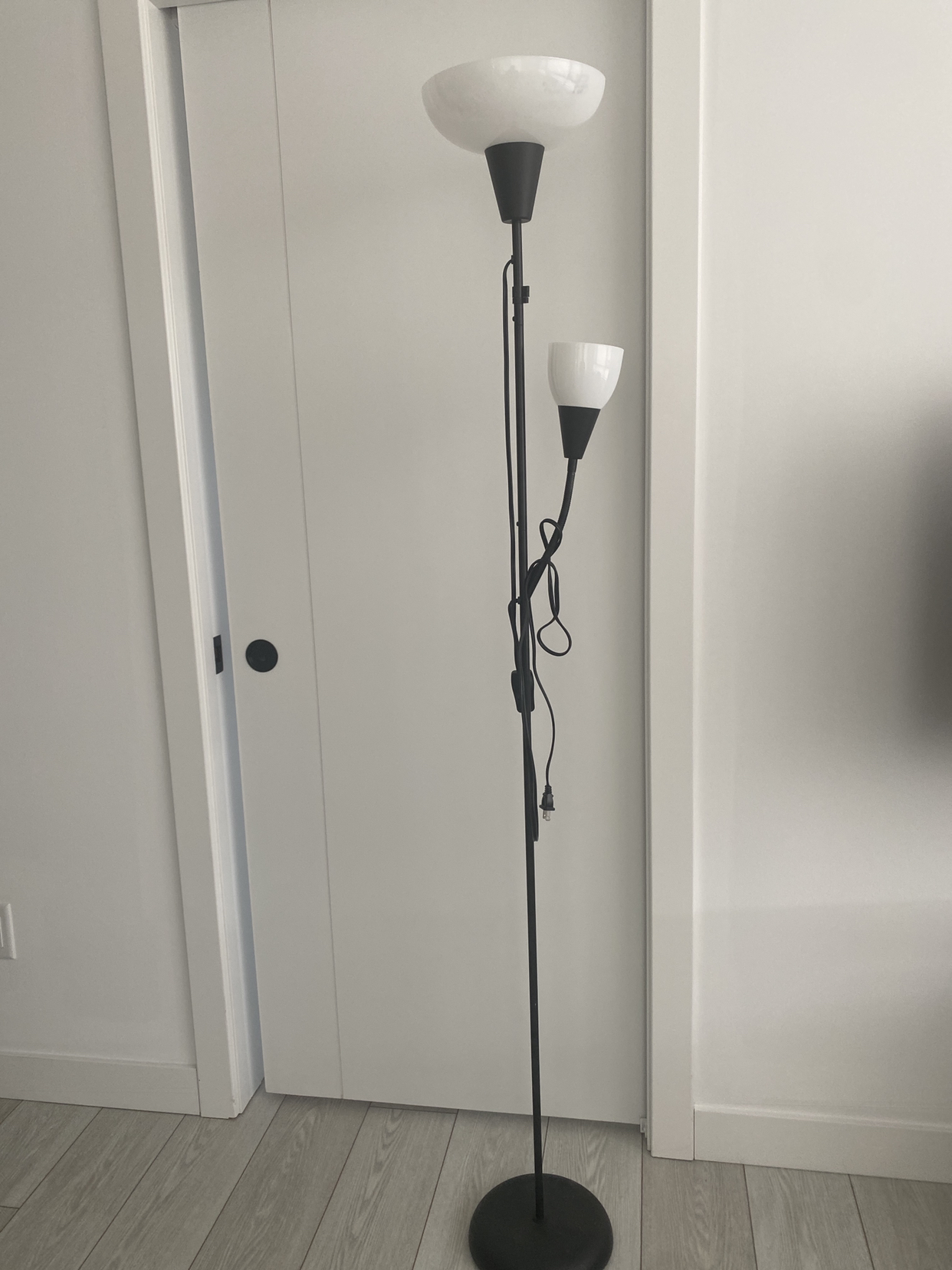 Lamp (ikea)