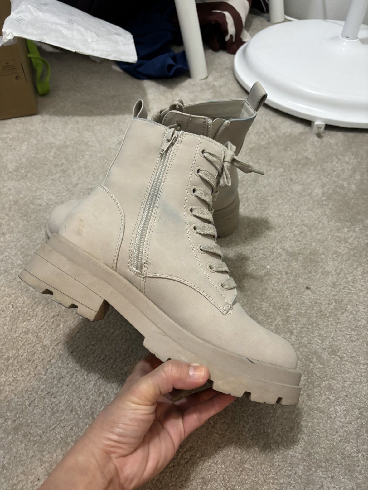 Boots image indicator(2)