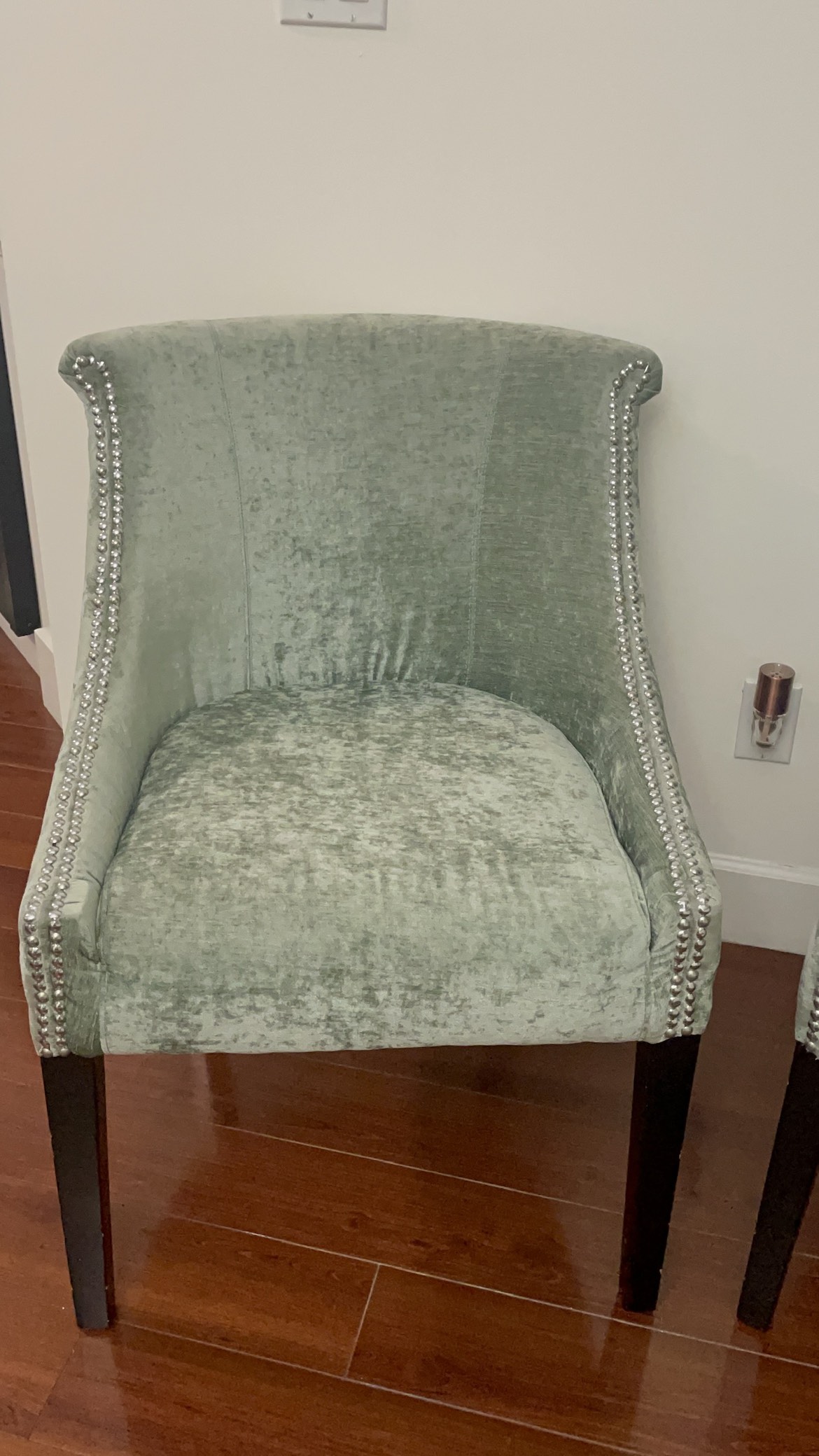 Tufted Accent Chairs - photo 2