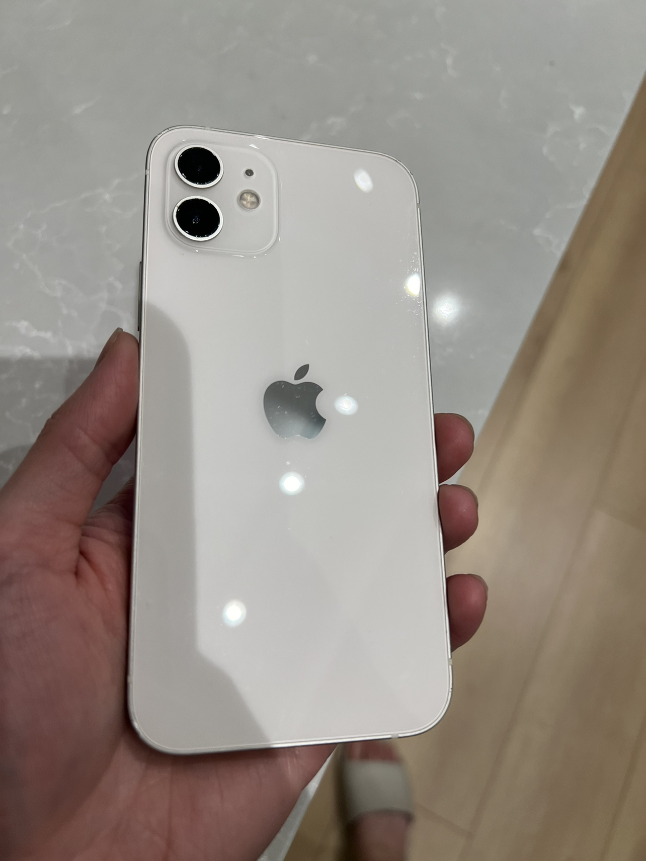 iPhone 12 white 64gb 82% 🔋 - photo 3