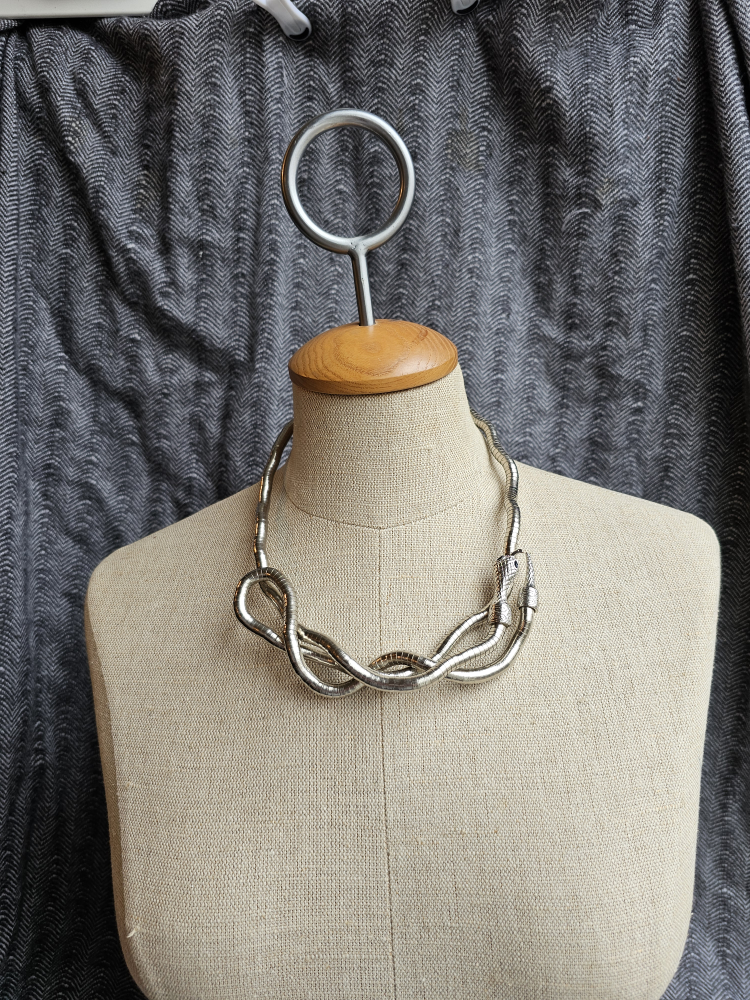 Multifunctional Silver Metal Snake 🐍 necklace / bracelet image indicator(2)
