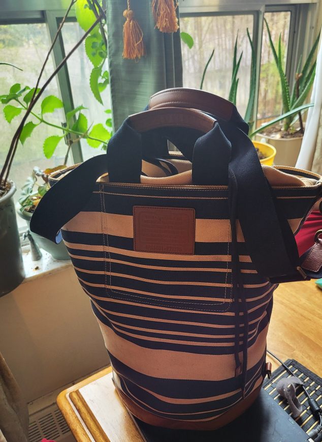 Beautiful Coach bag 🎒 thumbnail