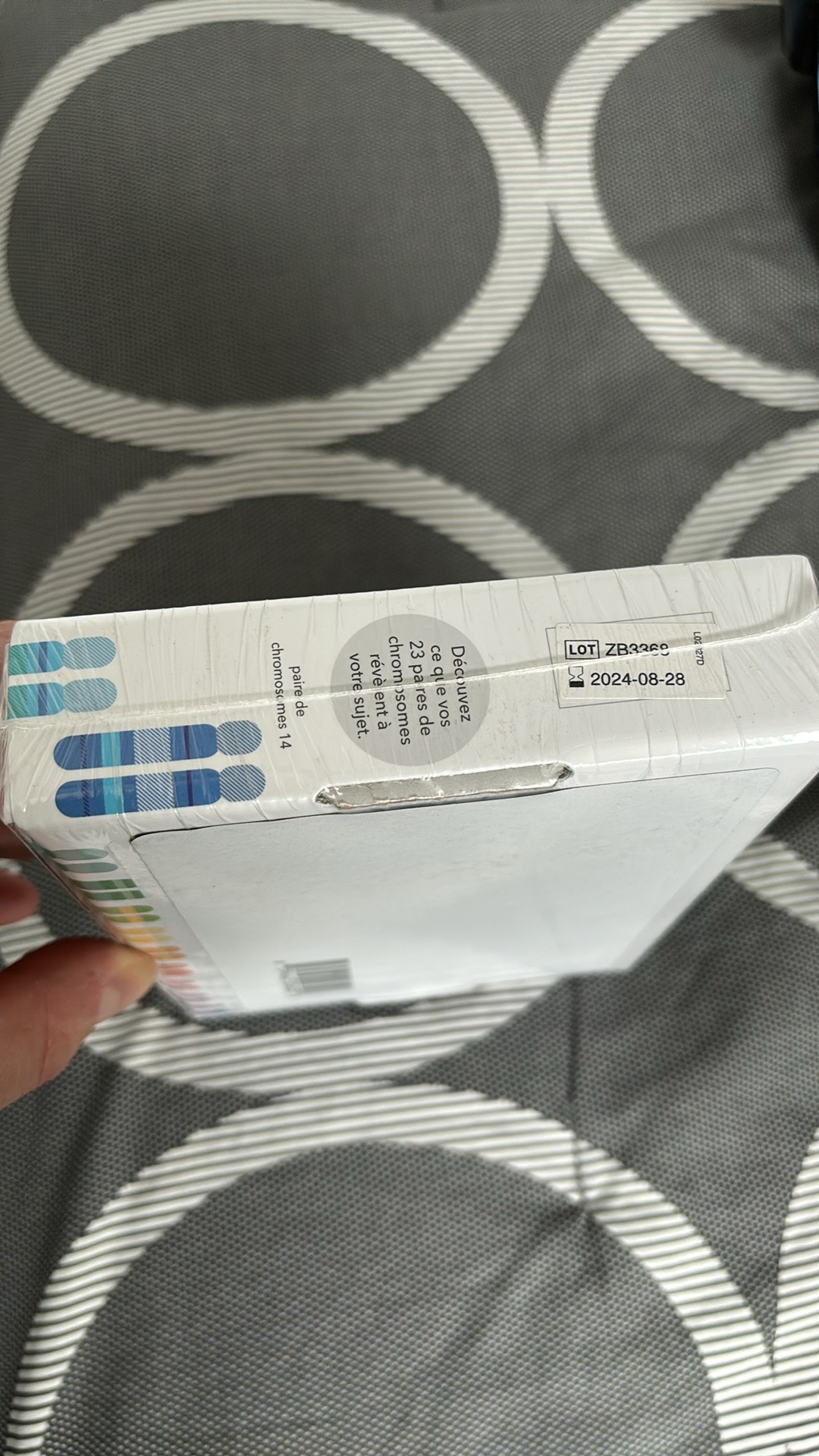 23andMe dna kit premium membership bundle image indicator(2)