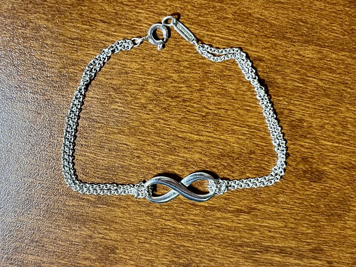 Tiffany Infinity Collection silver bracelet  6.75”- Authentic