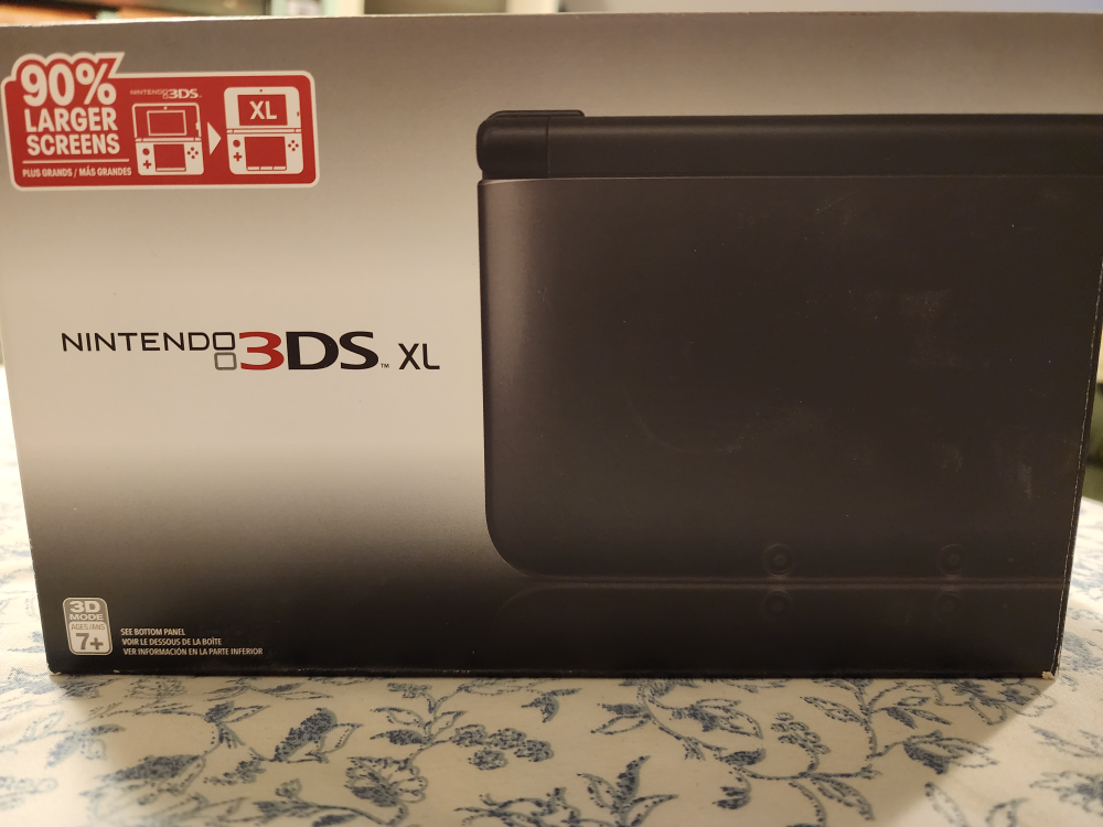 great condition  3ds XL with original box - photo 5
