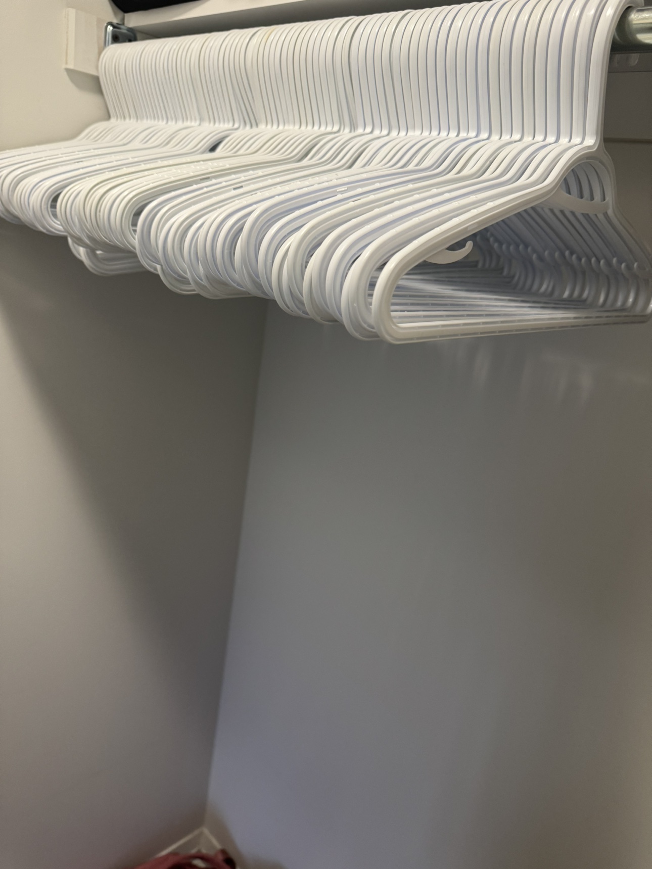 Hangers - selling sets of 25 thumbnail