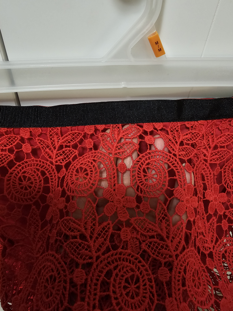 women's guipure skirt image indicator(7)