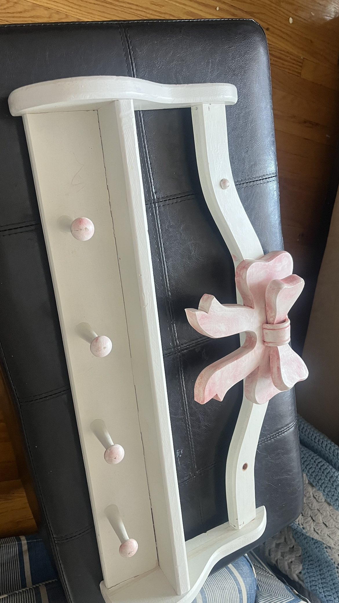 Cute coat hanger (wood, painted) image indicator(5)