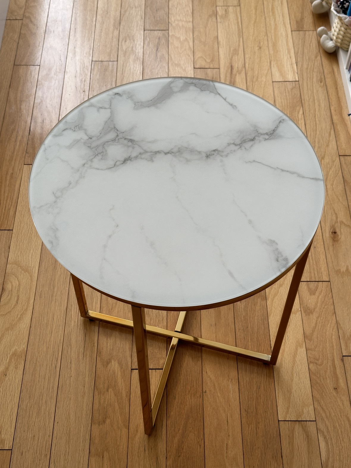 Marble pattern Glass Top End Table - photo 2