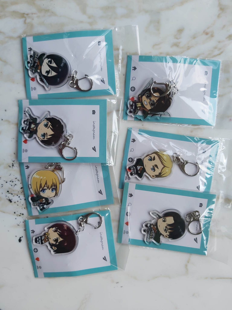 attack on titan acrylic keychains image indicator(2)
