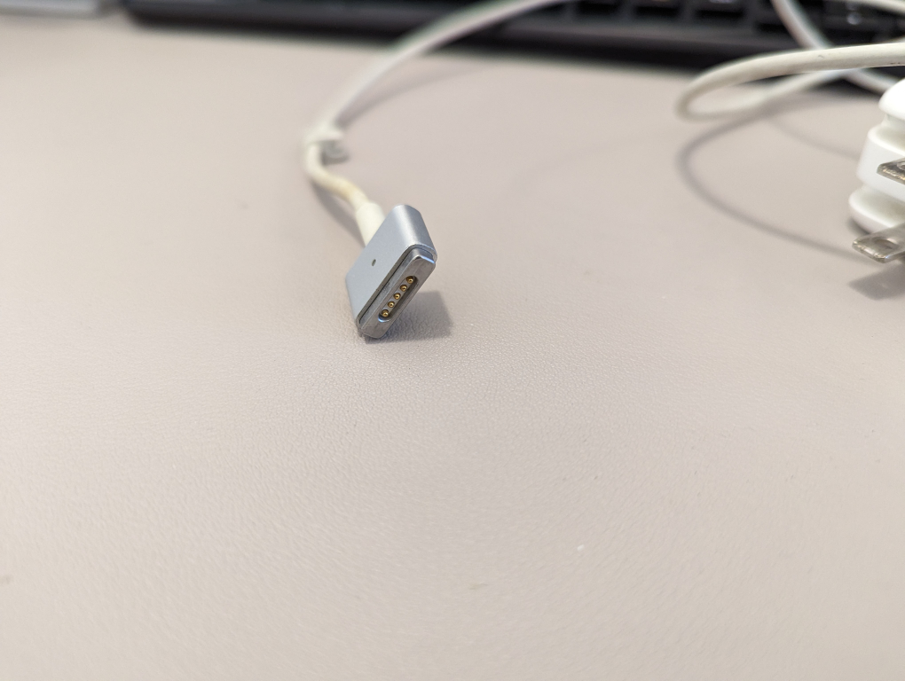 Original 2015 MacBook pro charger - photo 2