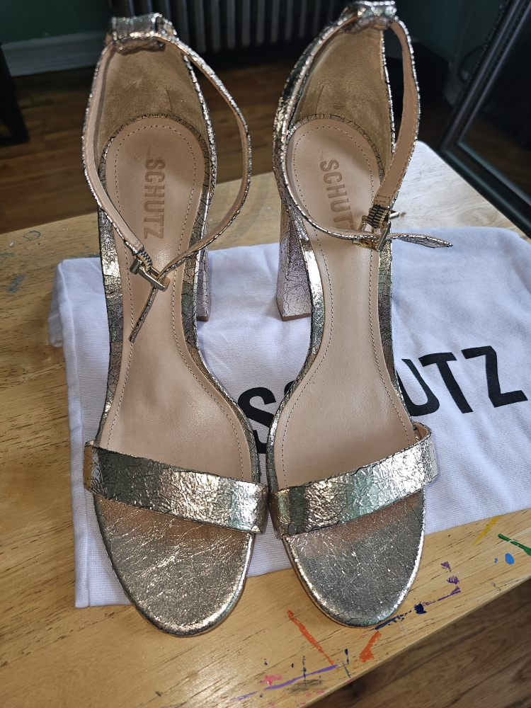 Schutz Size 11 Gold Heels