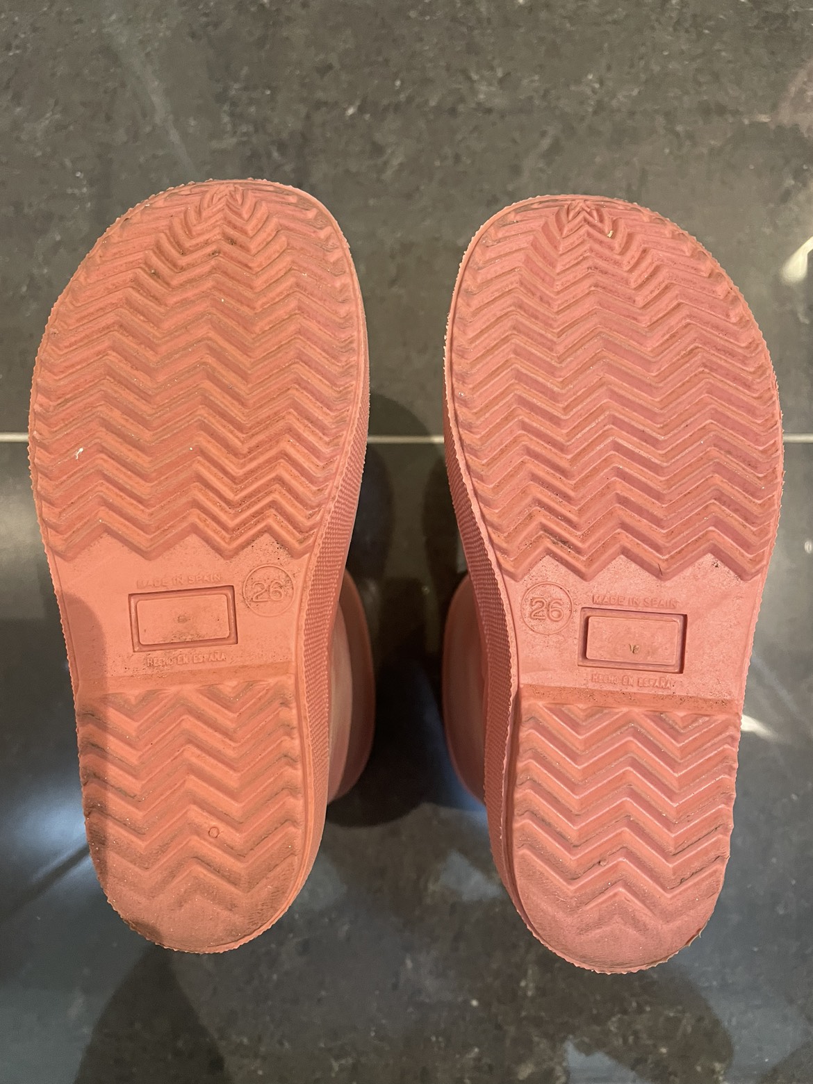 Zara rain boots image indicator(3)