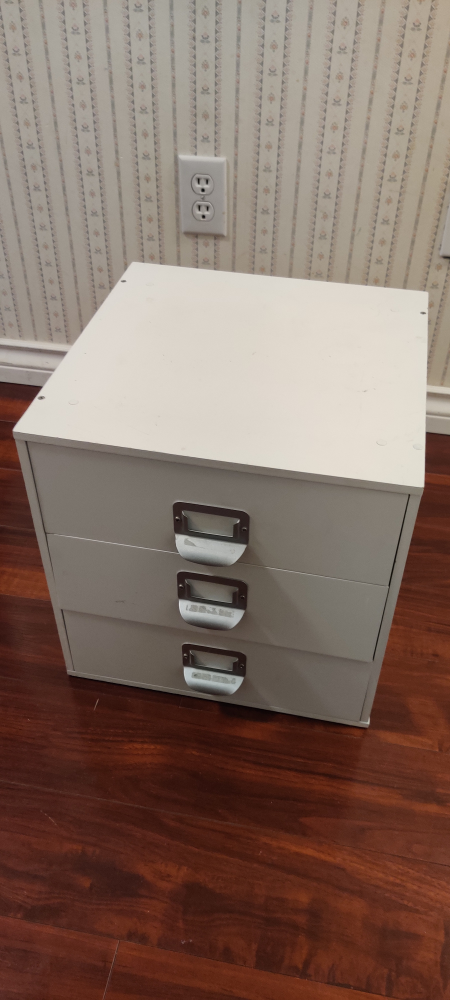White drawer thumbnail