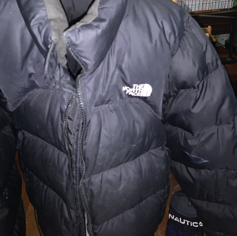 North face black puff padding jacket - photo 3