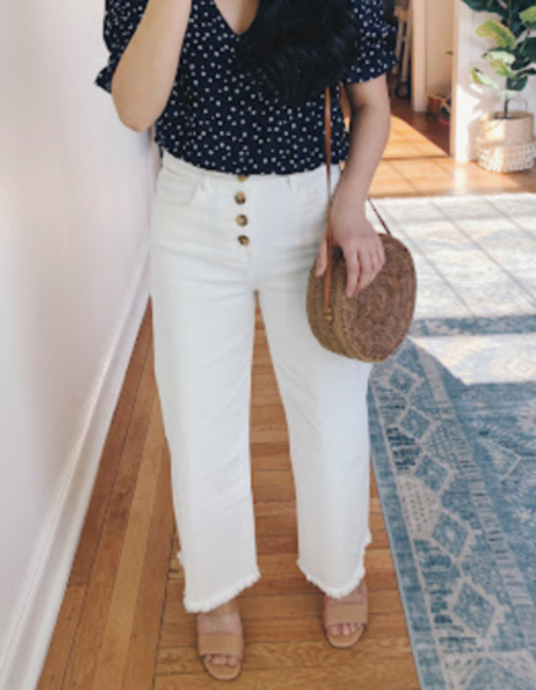 *LOFT* Wide-Leg Jeans size 8 thumbnail