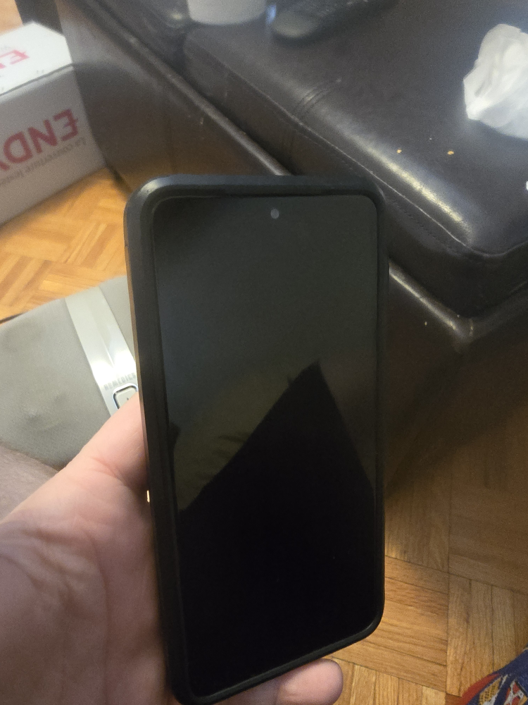 Galaxy S21 FE 5G with case