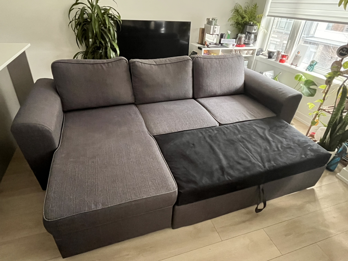 Sofa-bed interchangeable section with storage