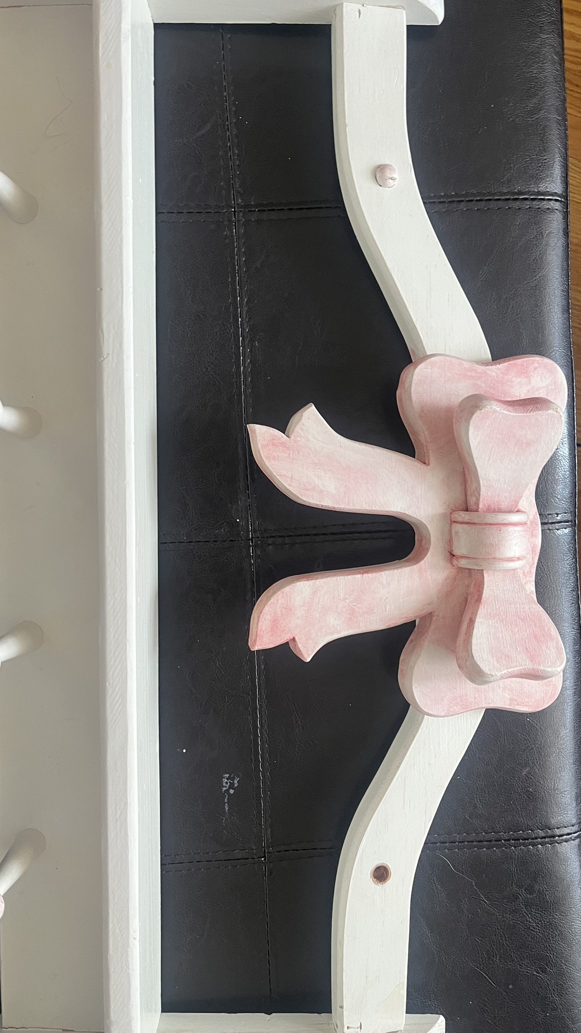 Cute coat hanger (wood, painted) image indicator(2)