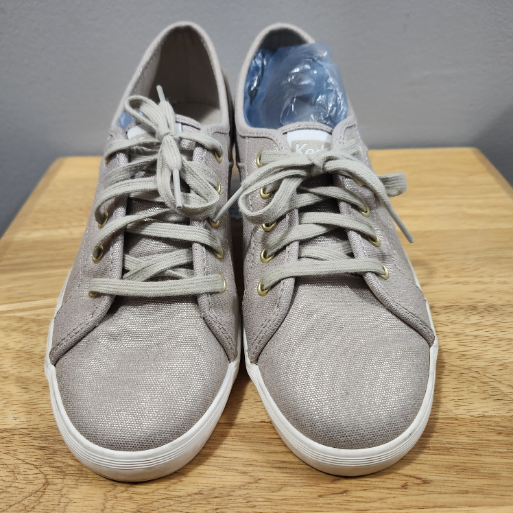KEDS CHAMPAGNE METALLIC CANVAS SNEAKER.  #size7.5 image indicator(3)