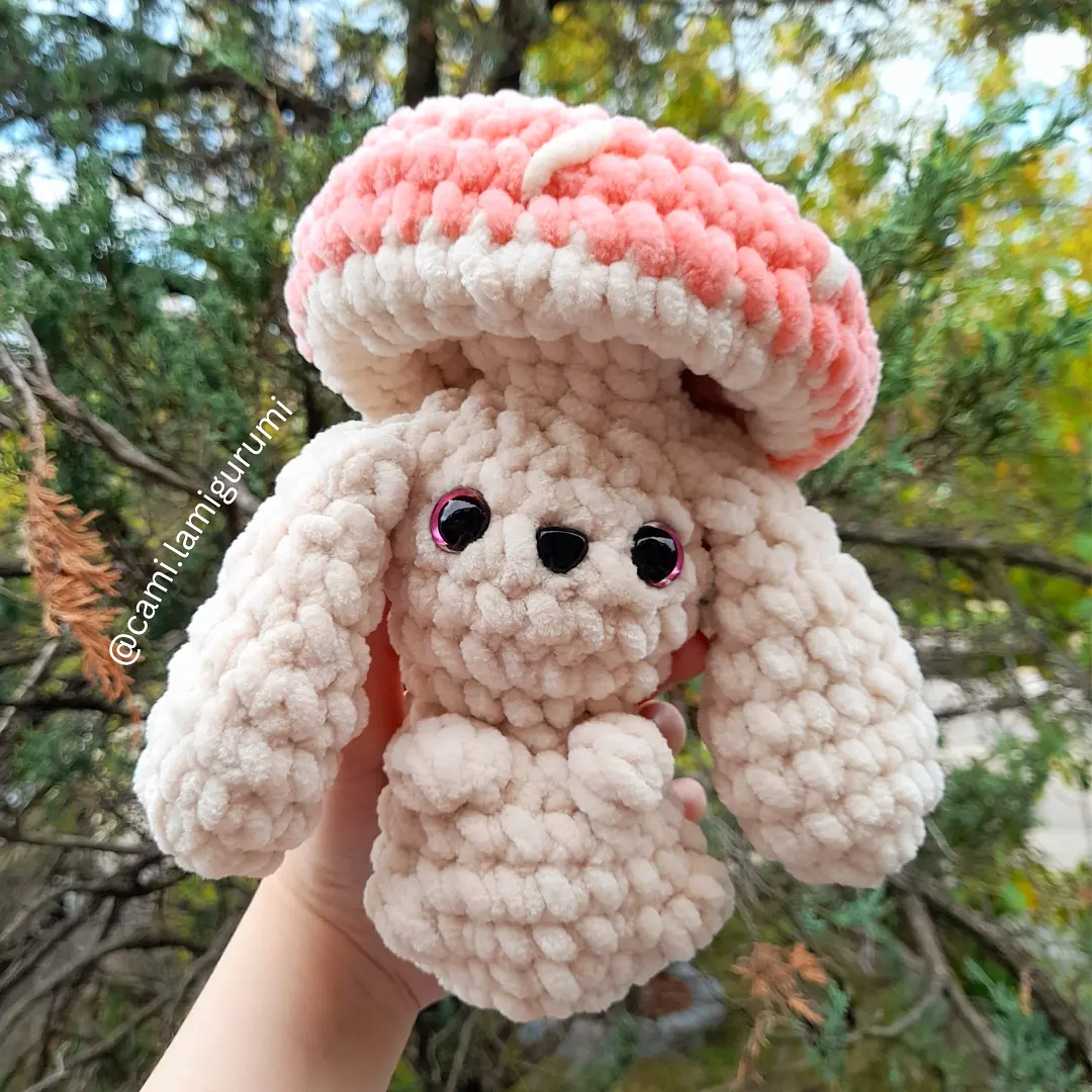 Cute Rabbit in Crochet thumbnail