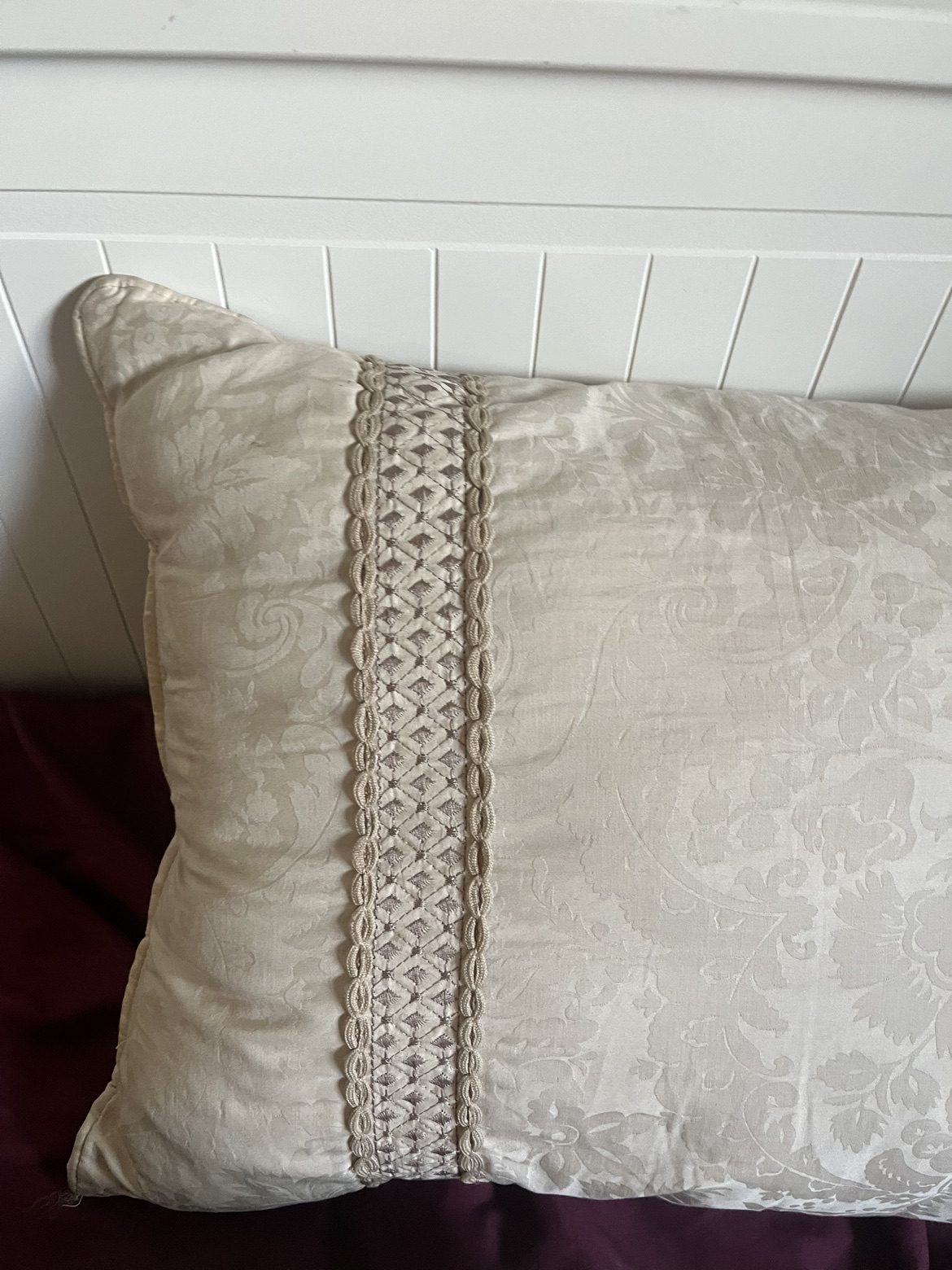 Throw pillows - photo 4