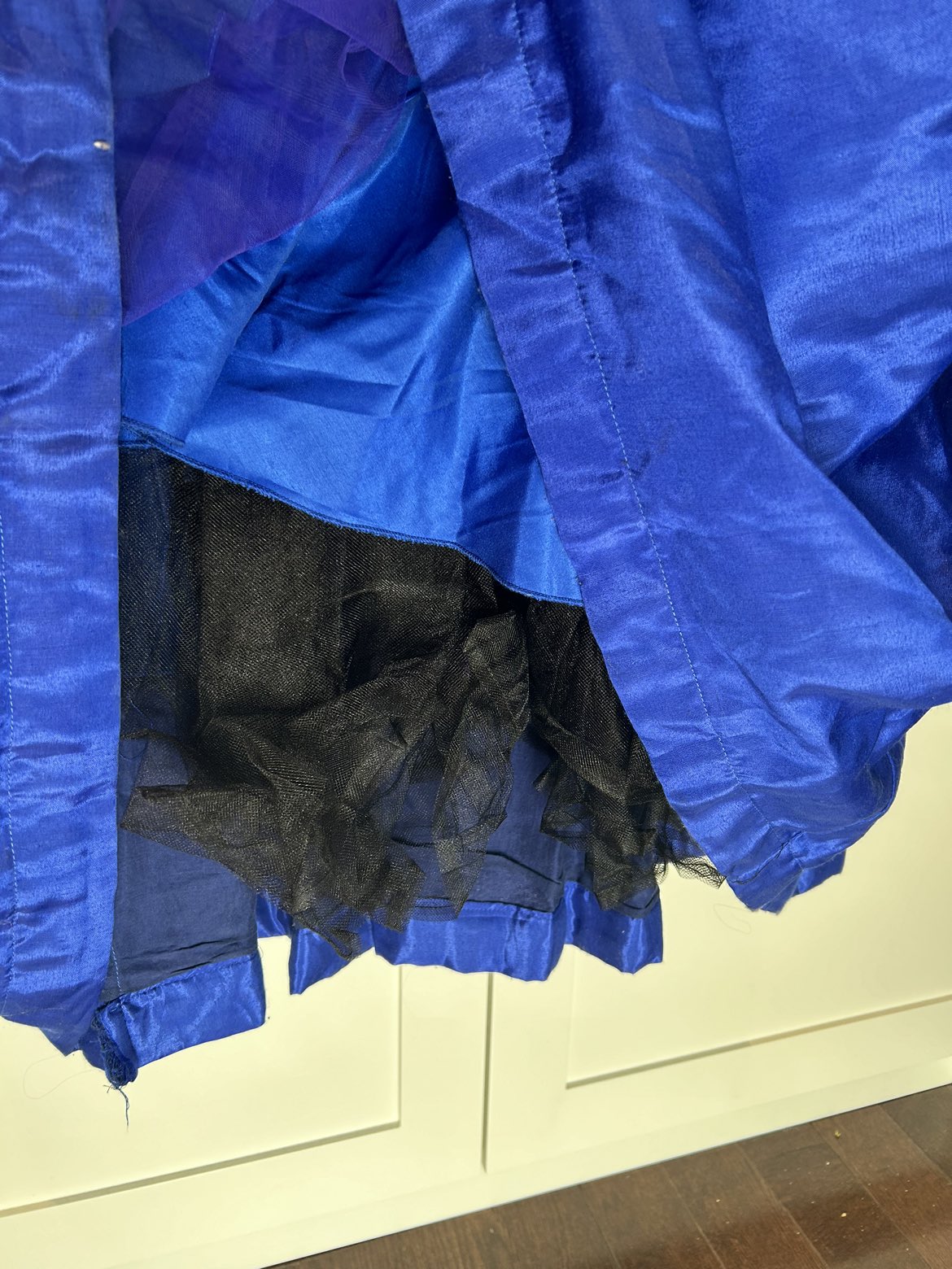 Gorgeous Gown Style Outfit Size XS image indicator(5)