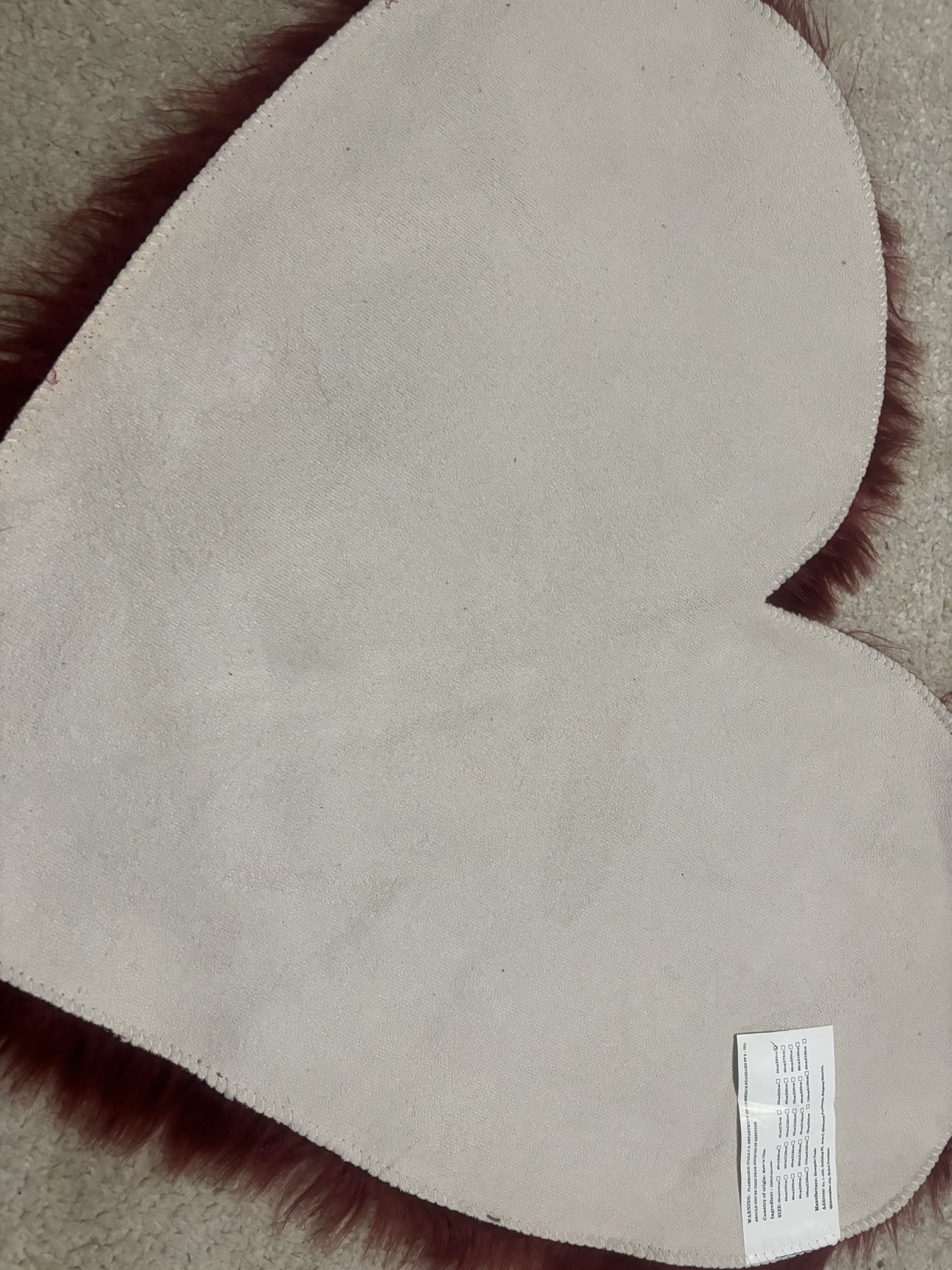 Heart shaped rug - photo 5