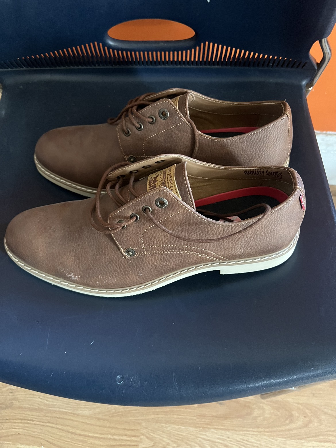 Men’s Levi shoes - photo 2