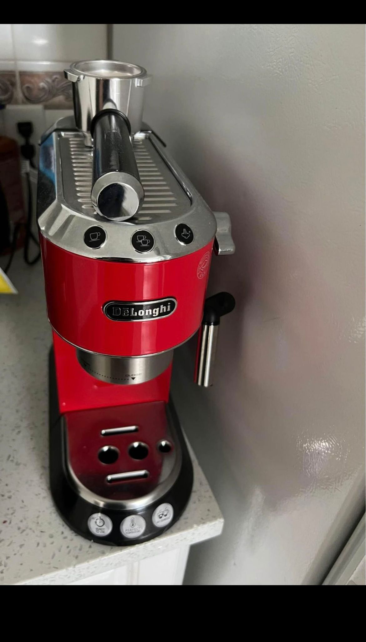 DeLonghi 15 Bar Espresso Machine