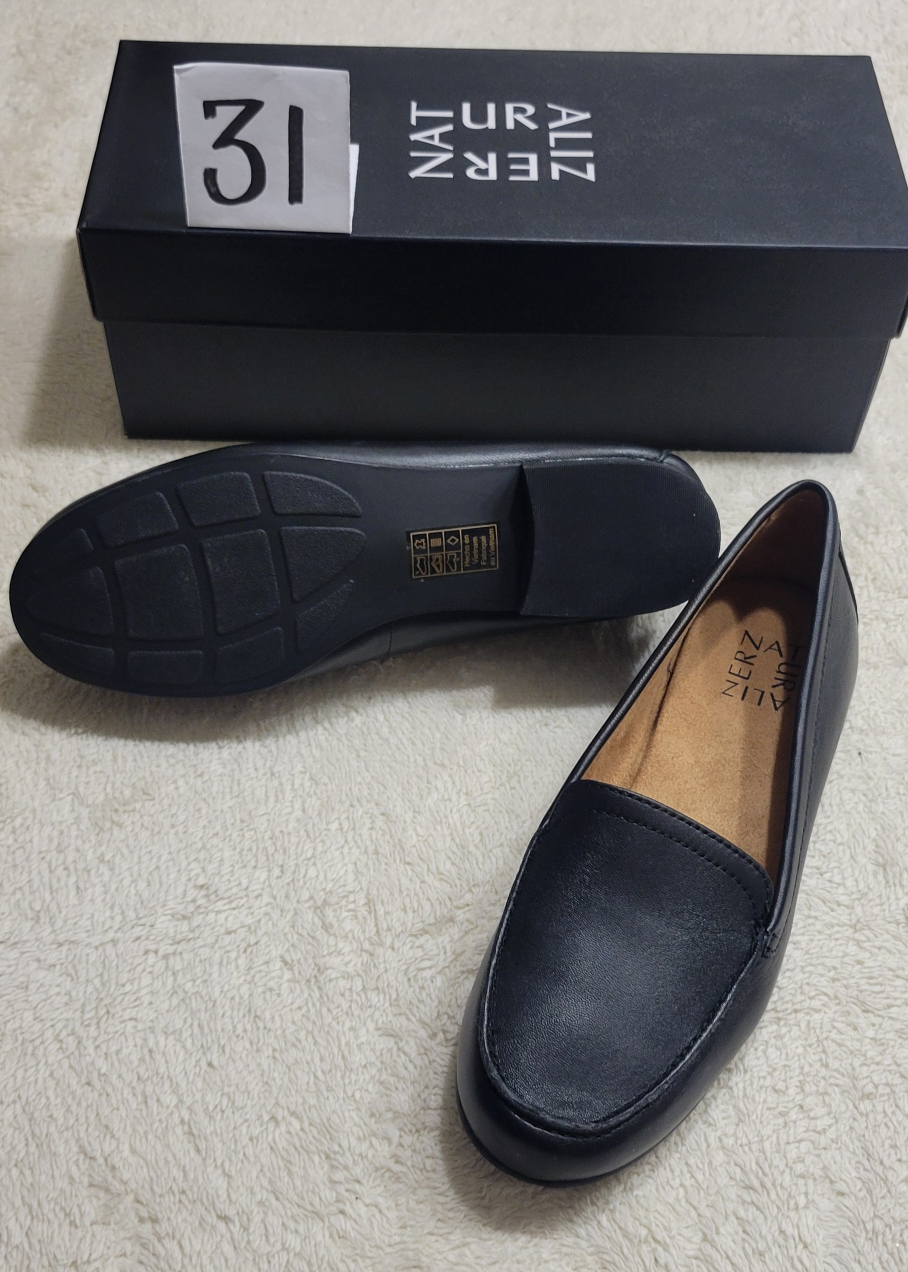 Naturalizer Women's Comfortable Shoes image indicator(7)