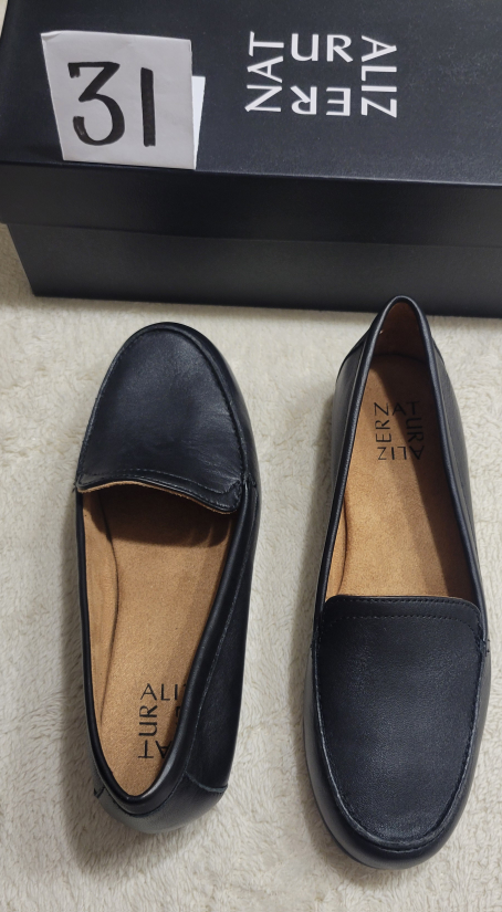 Naturalizer Women's Comfortable Shoes image indicator(9)