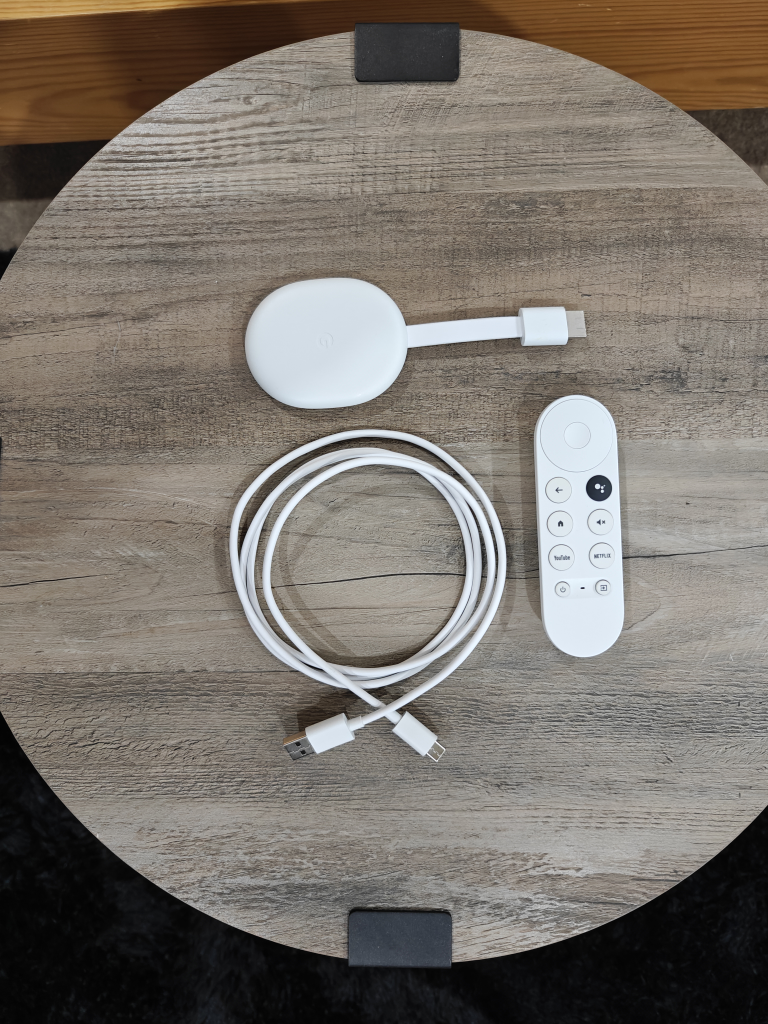 Chromecast 4K (Latest Model) - photo 2