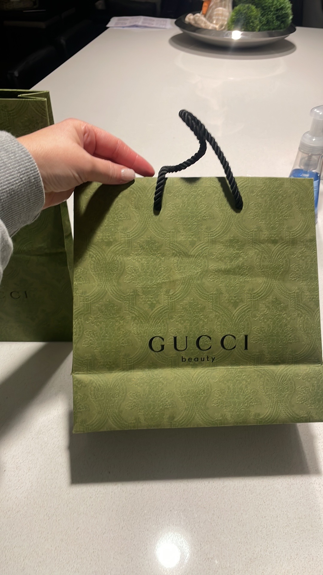 3 Gucci Paper bags - photo 4