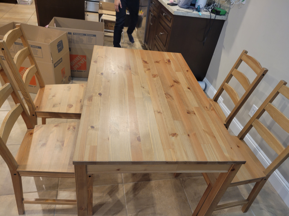 FREE like new Ikea table and chairs - photo 2