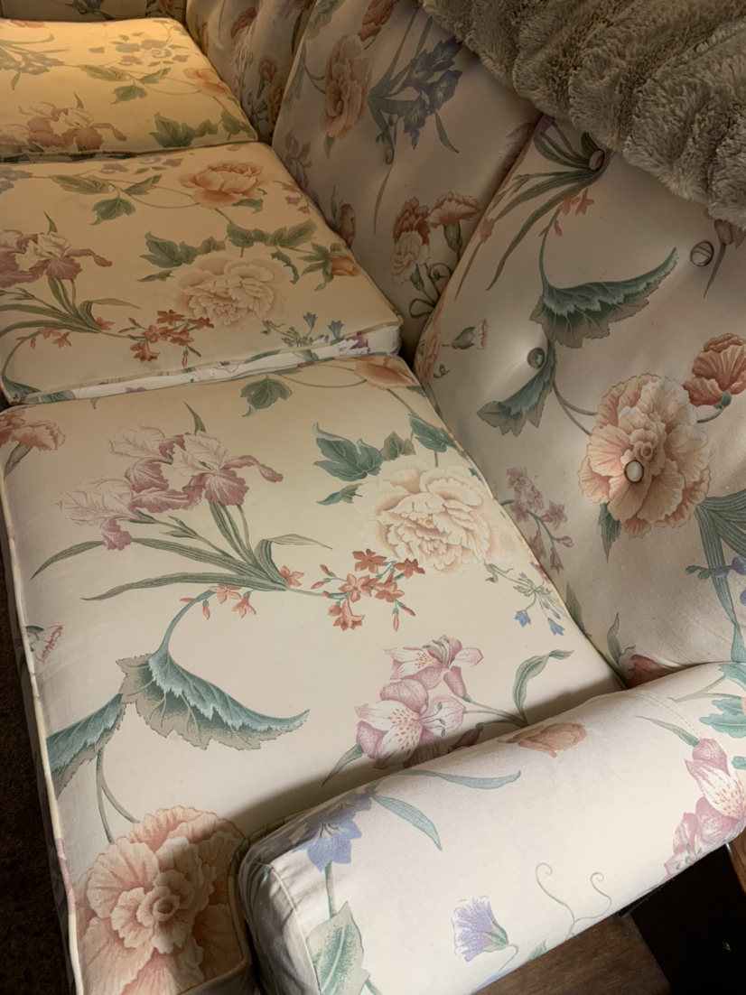 Sofa and 2 chairs - photo 2